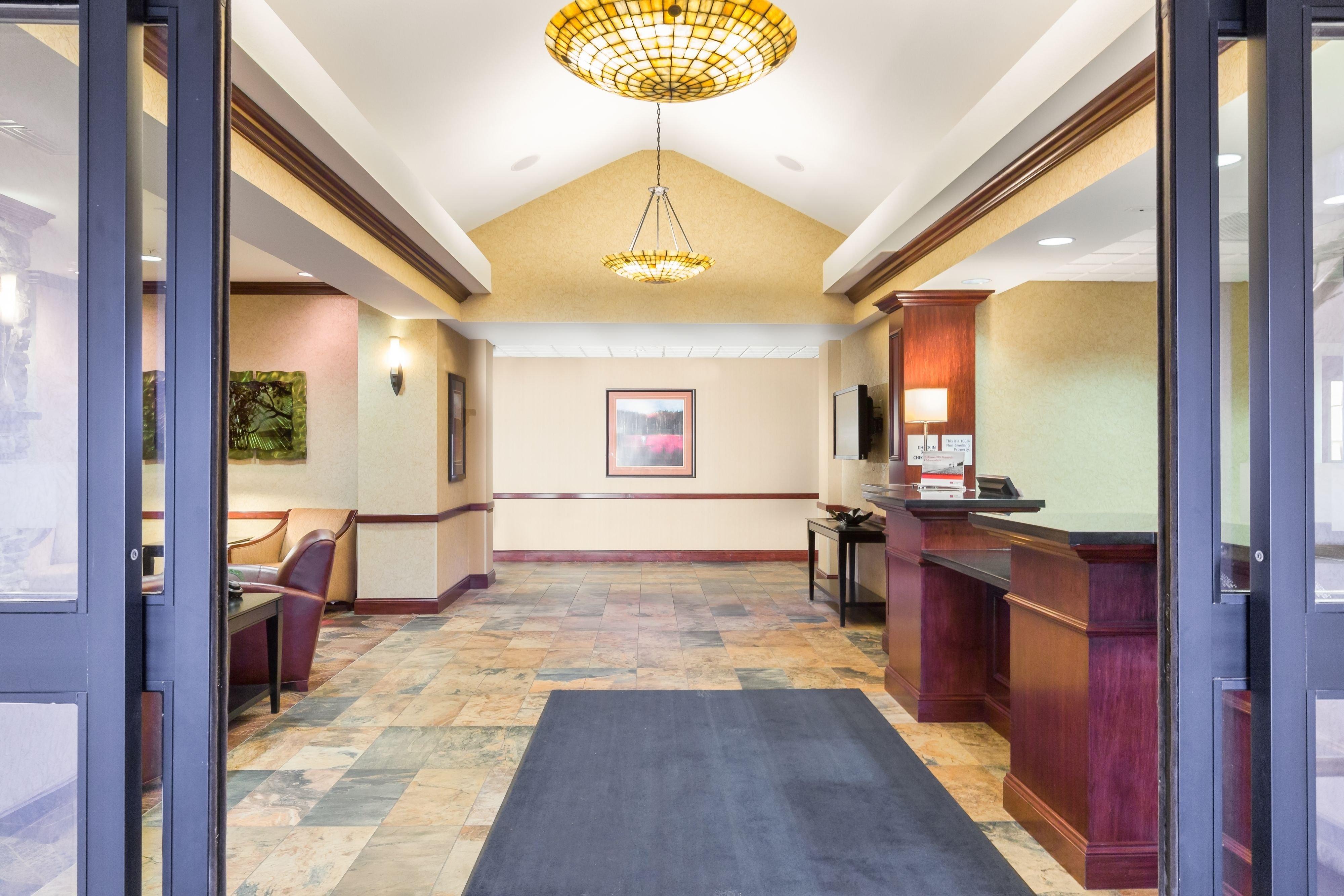 Holiday Inn Express And Suites Helena By Ihg Exterior foto